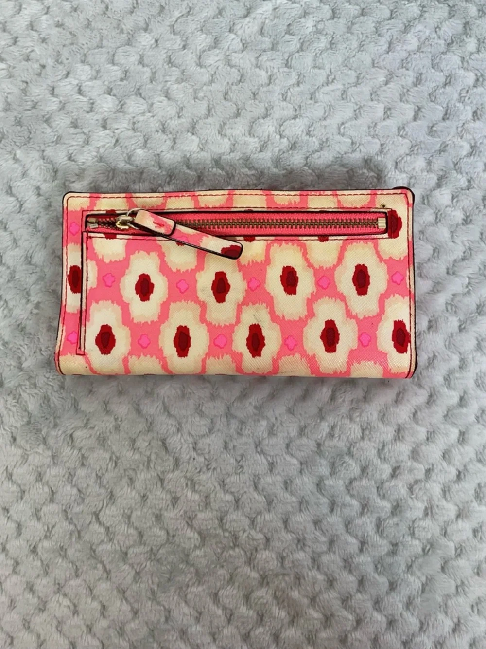 Kate Spade Laurel Way Stacy Abstract Pink White Bifold Wallet